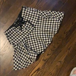 Zara houndstooth flare skirt